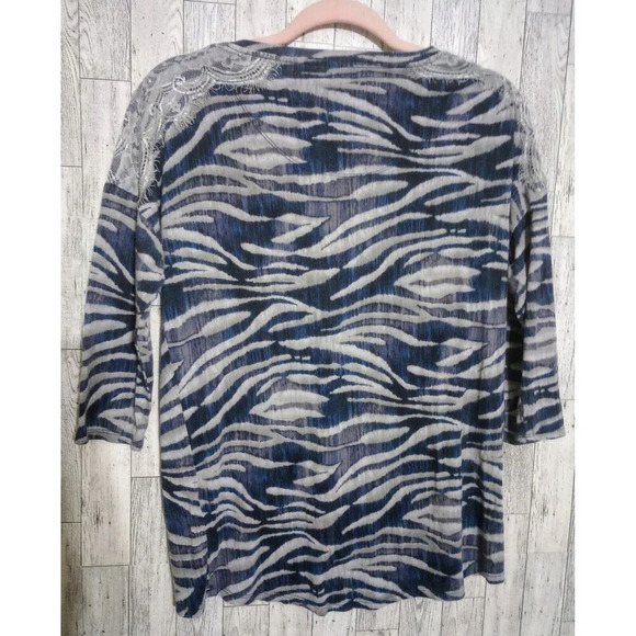 Chico's Shirt Gray Blue Top Casual Stretch Zebra 3/4 Sleeve Size 0 (Small/4) - Picture 2 of 5